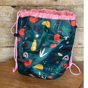 BELLA BEAUTY NYLON CAT PRINT DRAWSTRING MAKEUP TRAVEL BAG